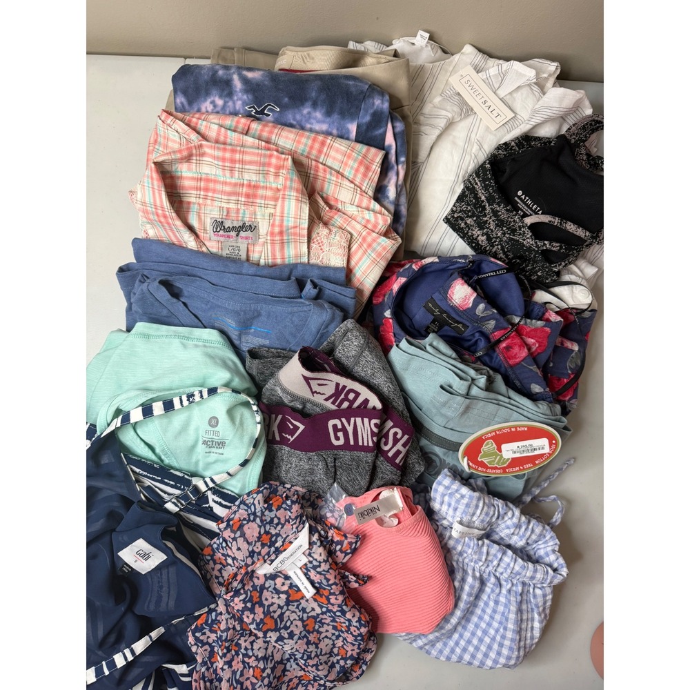 14 Piece Women's Reseller Clothing Bundle 5 Pounds NWT Athleta Gymshark